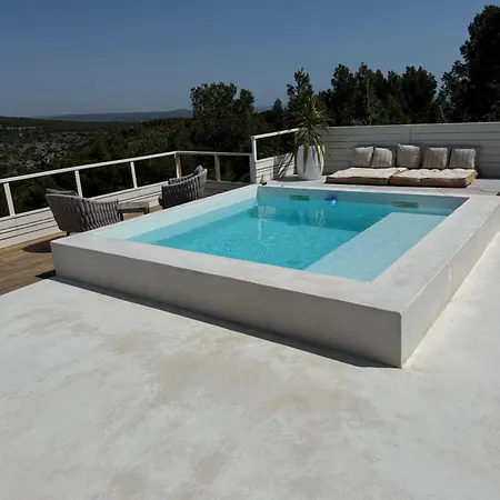Les Rocheuse Πανσιόν